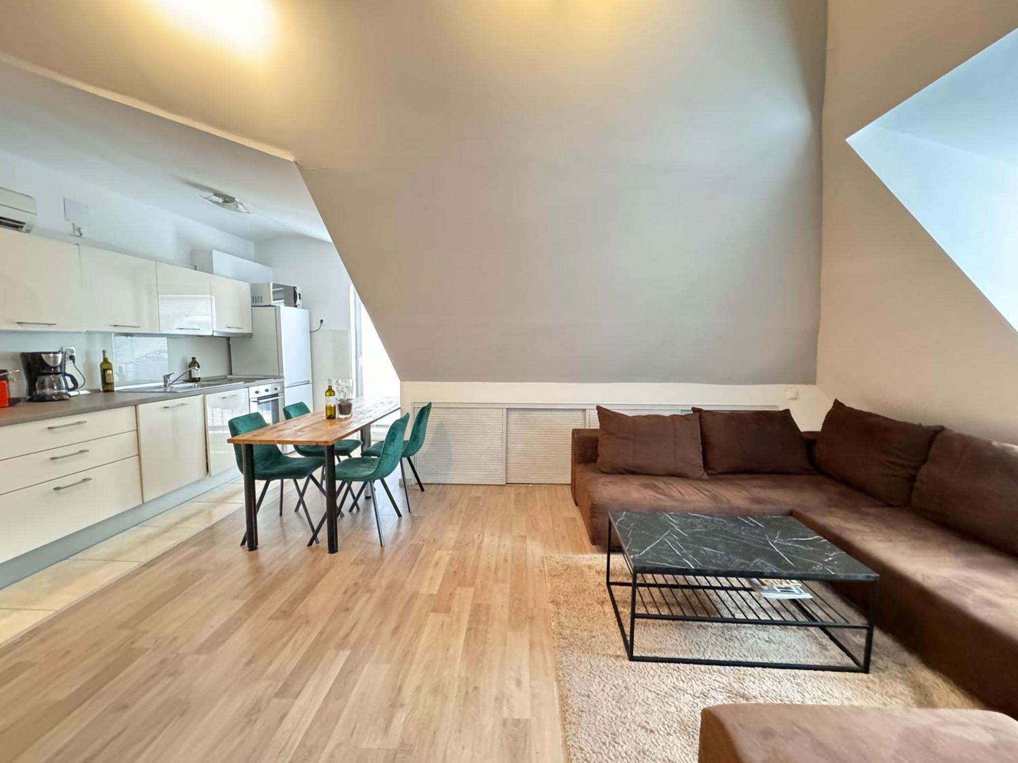 Modern, Spacious With Free Car Parking Apartment *